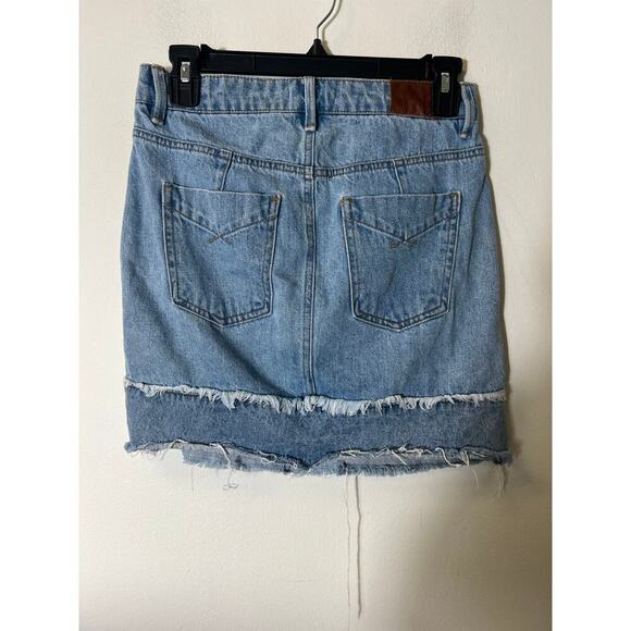 Unpublished Blue Denim Mini Skirt Sz 26 - Picture 2 of 3